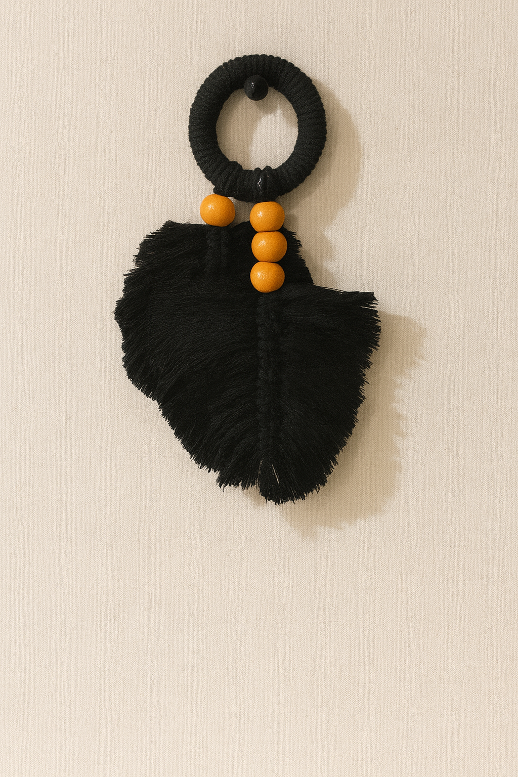🖤 Handmade Macramé Leaf Wall Hanging