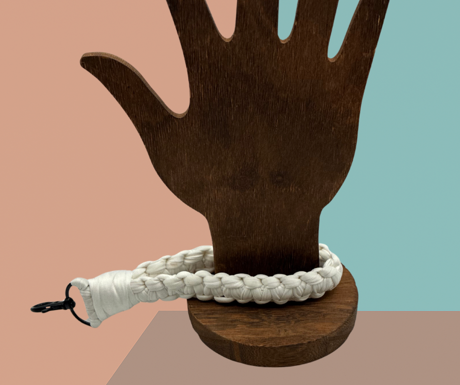 White Handmade Linklet